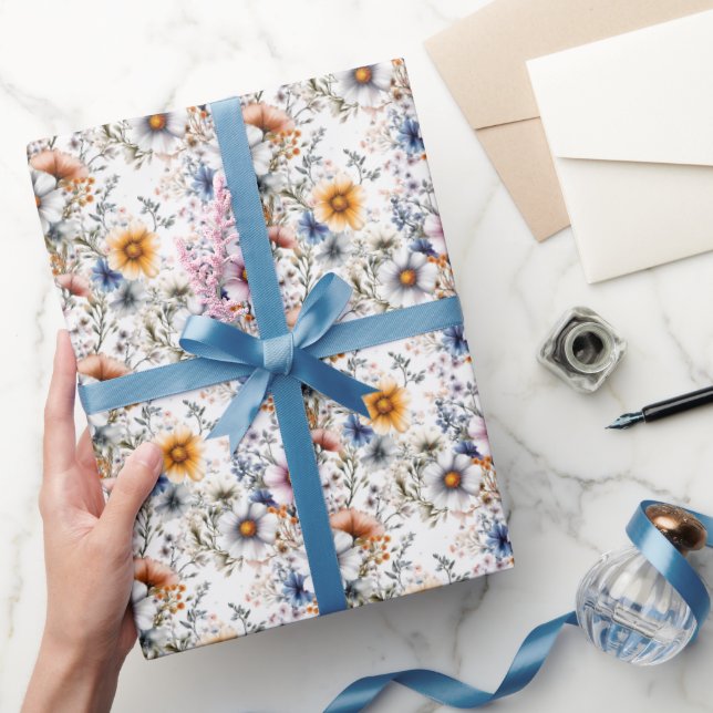 Wildblumen auf Weiß Geschenkpapier (Schenken)