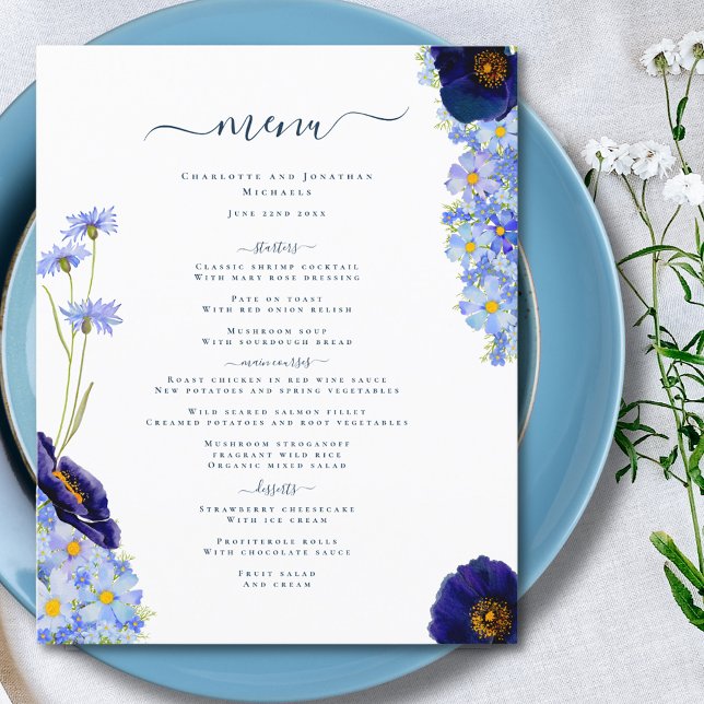 Wildblumen Boho Blaue Hochzeit (Elegant wildflower summer floral blue wedding menu with modern typography script)