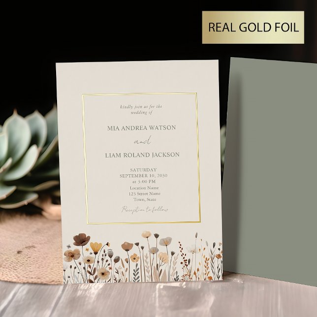 Wildblumen Boho Sage Green Gold Hochzeit Folieneinladung (Von Creator hochgeladen)