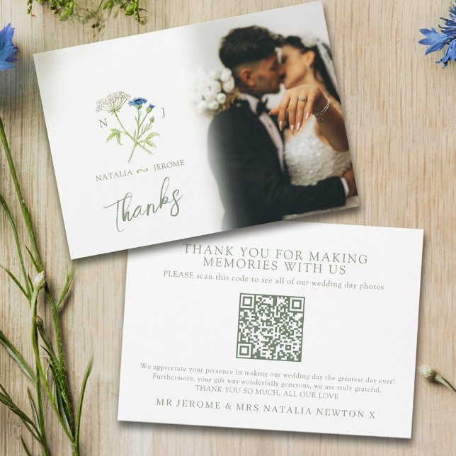 Wildblumen-Monogramm-Hochzeitsfoto-QR-Code Dankeskarte (Von Creator hochgeladen)