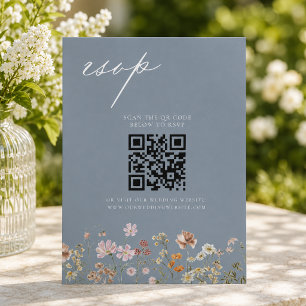 Wildblumen-Staubblau-QR-Code-Hochzeits-RSVP Einladung