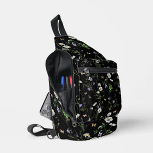 Wildblumen und Schmetterlinge auf Schwarz Crossbody Bag