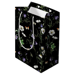 Wildblumen und Schmetterlinge auf Schwarz Mittlere Geschenktüte