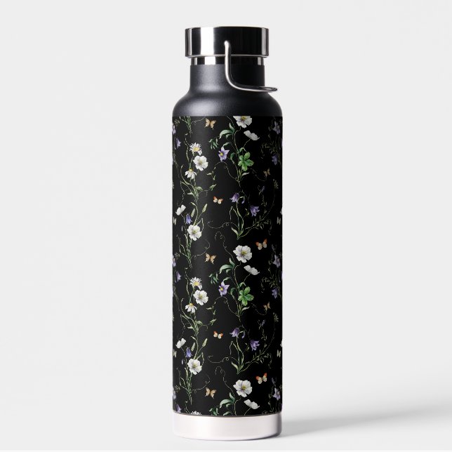 Wildblumen und Schmetterlinge auf Schwarz Trinkflasche (Links)