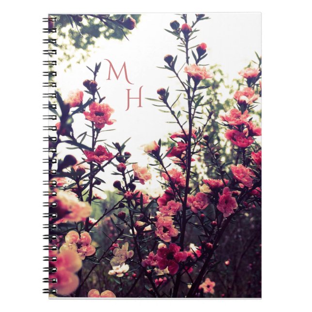 Wildblumenwiese mit rosa Blüten Monogramm Notizblock (Vorderseite)