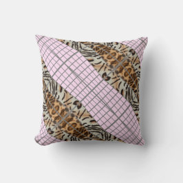 Wildcat Matrix - Bengal Cat Leopard Pink Rose Kissen