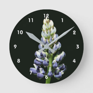 Wilde Blaue Lupinenblüte Runde Wanduhr