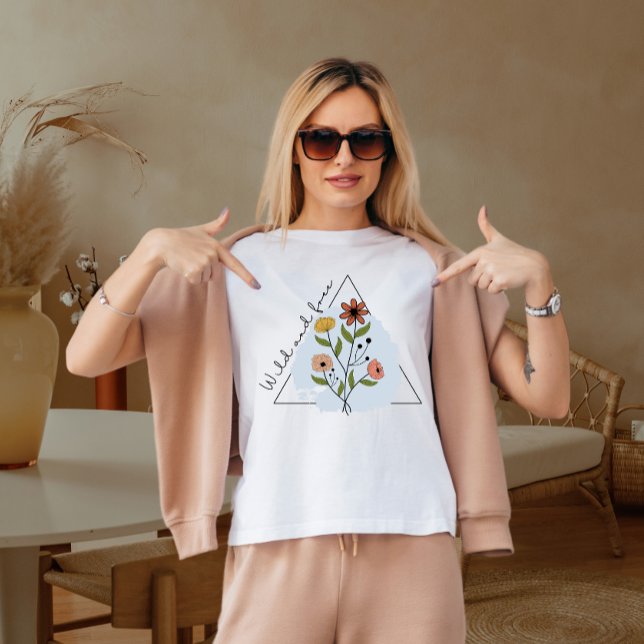 Wilde Blume T-Shirt (Von Creator hochgeladen)