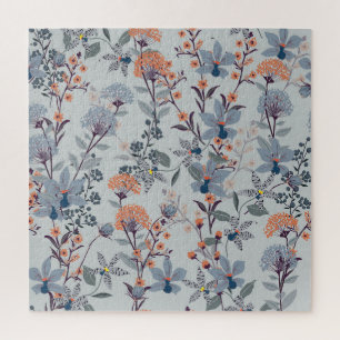 Wilde Blumen auf Blau, botanisches Muster.