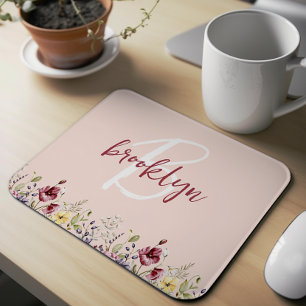Wilde Blumen Erröten Rosa Burgund Weiß Monogramm  Mousepad
