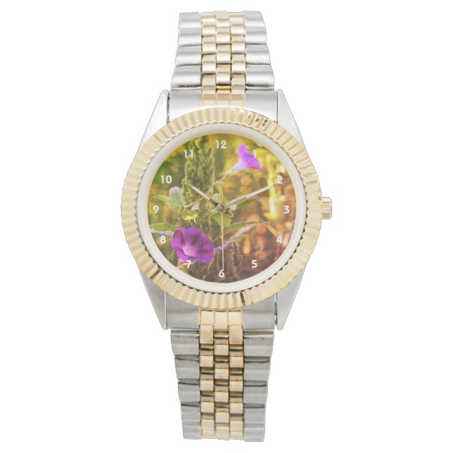 Wilde Lila Morning Glory Blume Abstrakt Armbanduhr (Vorderseite)