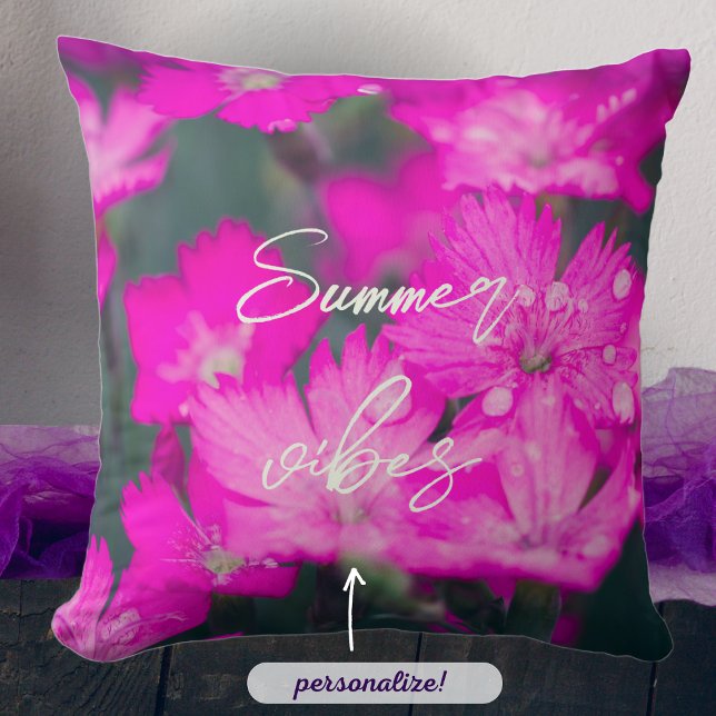 Wilde Nelken nach Regen Kissen (Von Creator hochgeladen)