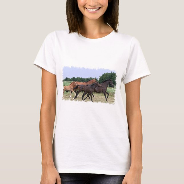 Wilde Pferdedamen-angepasstes Shirt (Vorderseite)