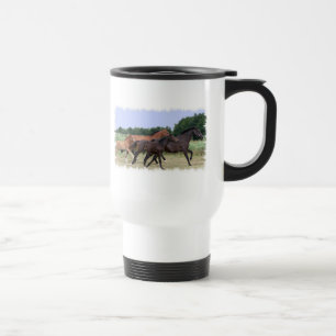 Wilde Pferdeplastikreise-Tasse Reisebecher