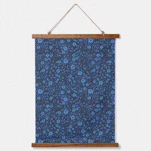 Wilde Rosen in Blau Wandteppich Mit Holzrahmen