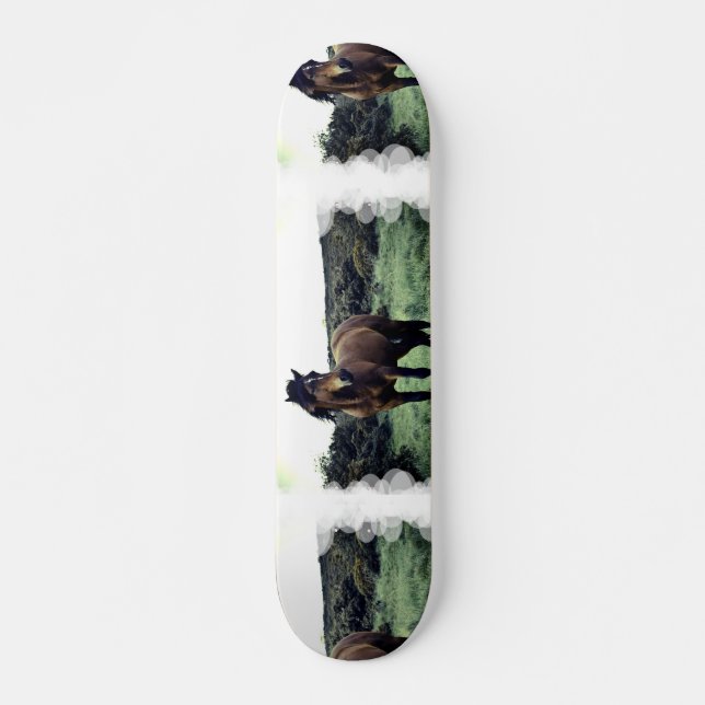 Wildes Mustang-Skateboard Skateboard (Vorne)