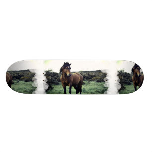 Wildes Mustang-Skateboard Skateboard