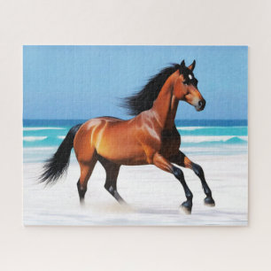 Wildes Pferd Galloping am Strand
