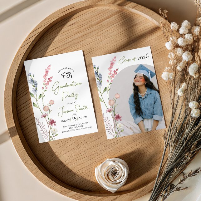 Wildflower Illustration Graduation Invite Einladung (Von Creator hochgeladen)