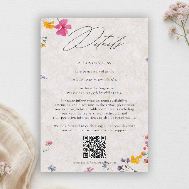 Wildflower Petal Elegant QR Code Wedding Details Begleitkarte (wildflower wedding details qr watercolor garden backyard barn summer spring elegant pink blush)