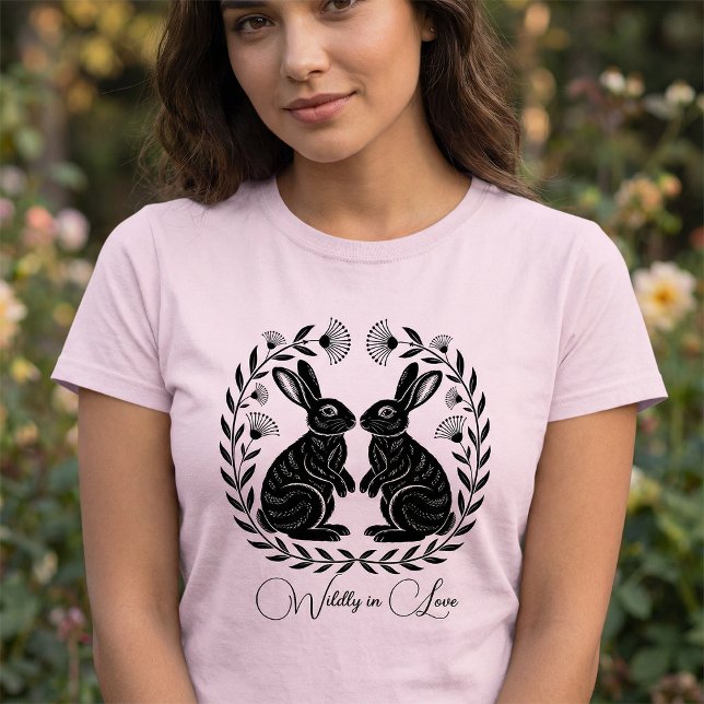 Wildly in Love | Linocut Rabbits Romantic T-Shirt (Von Creator hochgeladen)