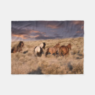 Wildpferde laufen fleecedecke