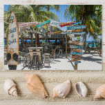 Willemstad Beach Chill & Grill Beach Bar<br><div class="desc">Machen Sie sich bereit, mit unserem "Chill & Grill" Beach-Bar-Puzzle das atemberaubende Ambiente des Willemstad-Strandes zu entdecken! Dieses atemberaubende Rätsel vereint die lebhaften Farben und die entspannte Atmosphäre eines Strandbads mit einer großen Anzahl von Sitzplätzen im Freien und einem Werbespot für köstliche Grillgerichte und erfrischende Getränke. Mit über 1000 Stücken...</div>