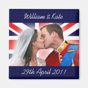 William & Kate Royal Wedding Kiss Magnet