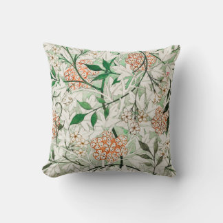 William Morris Art Nouveau Floral Throw Kissen