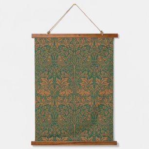 William Morris Brother Rabbit Bernstein Schwarzes  Wandteppich Mit Holzrahmen
