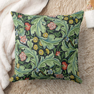 William Morris Floral Blume Carnation Pink Green Kissen