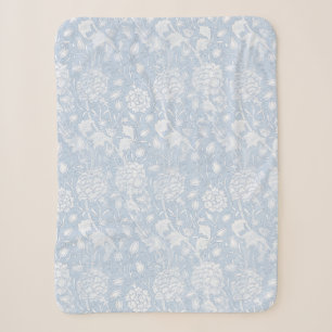 William Morris Floral Pattern in Blue Sherpadecke