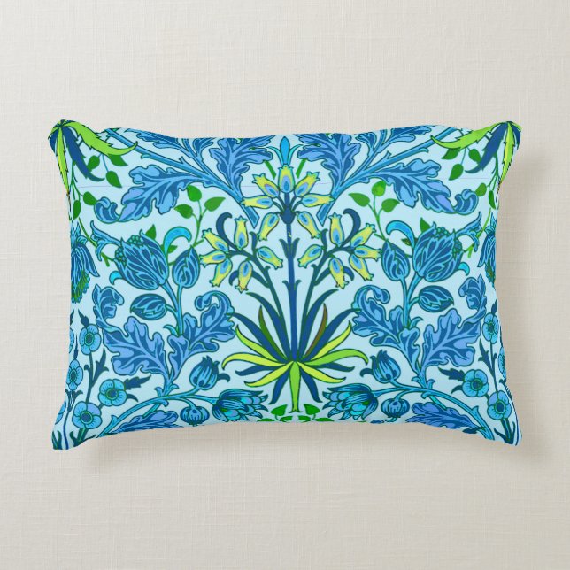 William Morris Hyacinth Print, Cerulean Blue Zierkissen (Vorderseite)