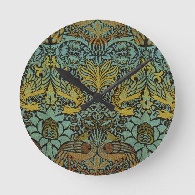 William Morris Peacock Dragon Wallpaper Runde Wanduhr (Vorderseite)