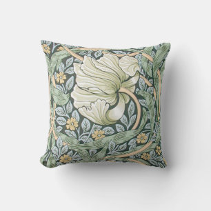 William Morris Pimpernel Floral Wallpaper Kissen