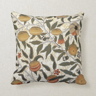 William Morris Pomegranate Kissen