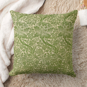 William Morris Rose & Thistle Floral Green Kissen