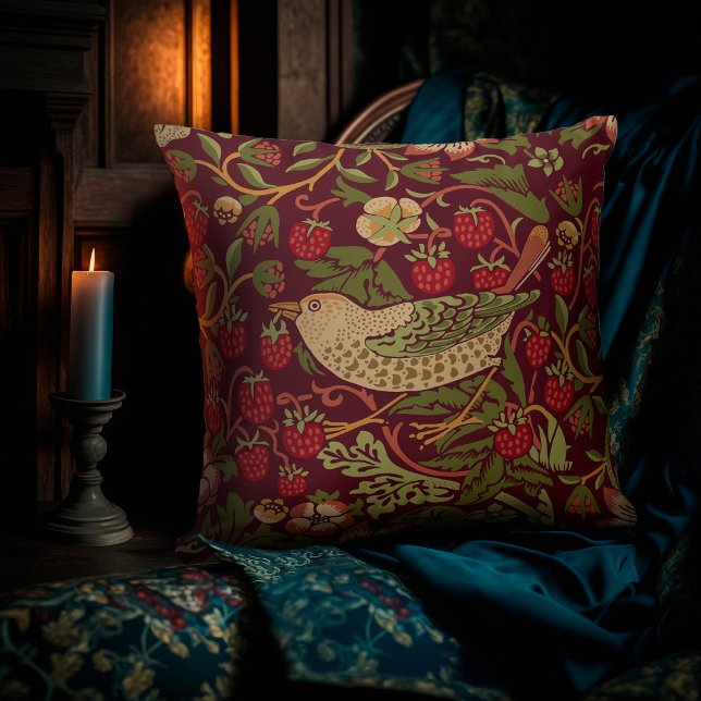 William Morris Strawberry Thief Throw Kissen (Von Creator hochgeladen)