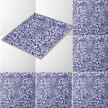 William Morris Vintag Bird & Anemone Pattern Fliese<br><div class="desc">Dies ist ein digital erweiterter Druck, der von einem antiken Vögel und einem anemonischen Muster von William Morris abgeleitet wurde. William Morris war Dichter, Romancier, Textilingenieur und eine wichtige Figur der britischen Kunsthandwerksbewegung. Seine Entwürfe hatten eine mittelalterlich inspirierte Ästhetik und Respekt für Handarbeit und traditionelle Textilkunst. Er war die Gründungsfigur...</div>