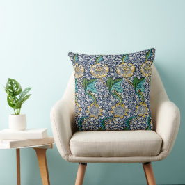 William Morris wirft Kissen in lebhaften Farben