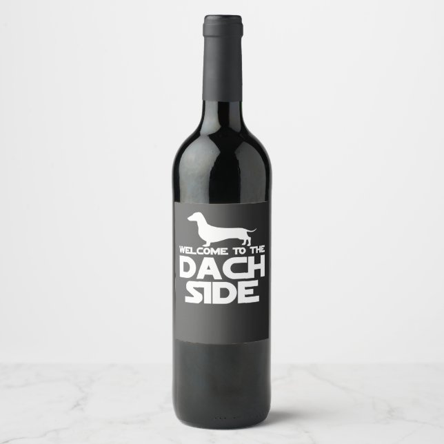 Willkommen auf der Dackel Weinetikett (Vorderseite)