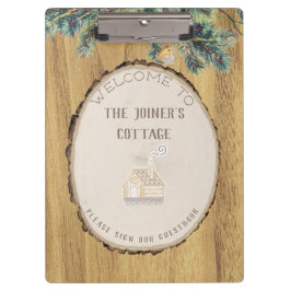 Willkommen in unserer rustikalen Hütte im Wald Klemmbrett