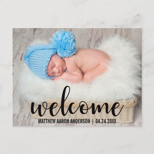 Willkommen Neues Baby Modernes Schwarzes Script Ankündigungspostkarte (Vorderseite)