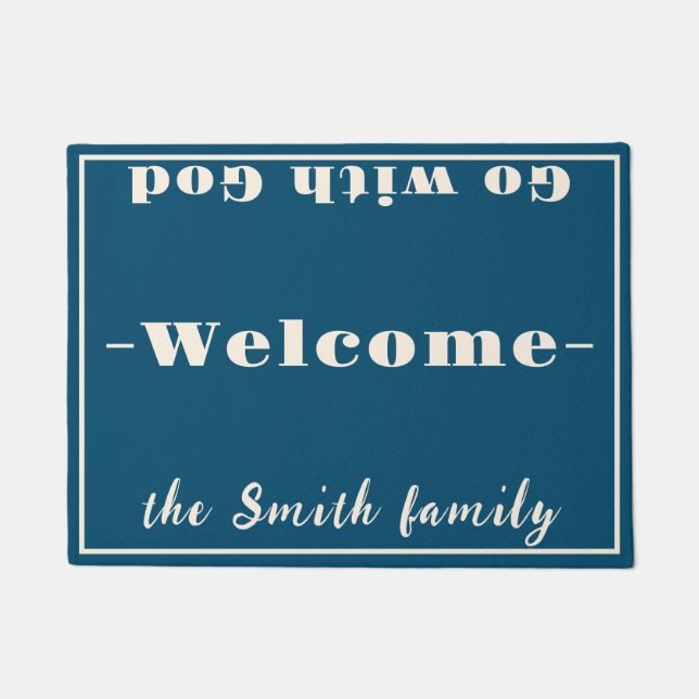 "Willkommen, Smith Familie - Gehe mit Gott" Gewohn Fußmatte (Vorderseite)