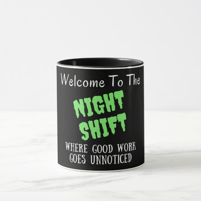 Willkommen zur Nachtschicht Tasse (Zentrum)