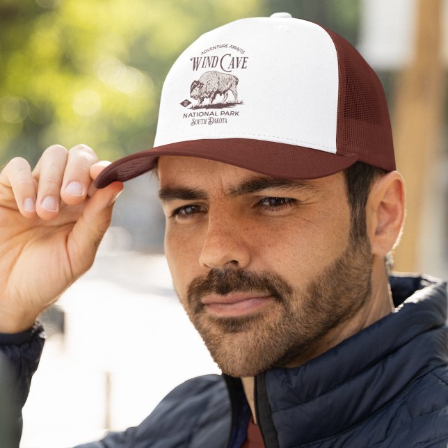 Wind Cave National Park South Dakota Since 1903 Truckerkappe (Von Creator hochgeladen)