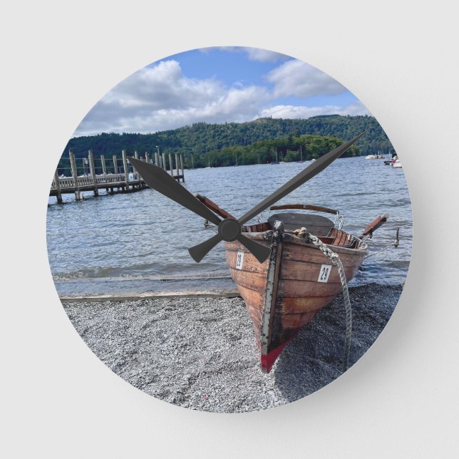 Windermere Boot. Runde Wanduhr (Vorderseite)