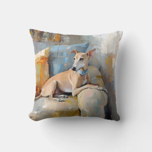 Windhund auf einem Sofa Kissen