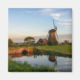 Windmühle im ländlichen Raum in Holland Magnet
