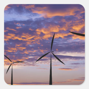 Windmühle Turbine bei Sunset Quadratischer Aufkleber